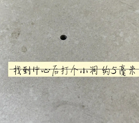 青阳瓷砖空鼓维修公司专业解答在瓷砖铺贴过程中，如果砂料搅拌不均匀，将会带来以下问题